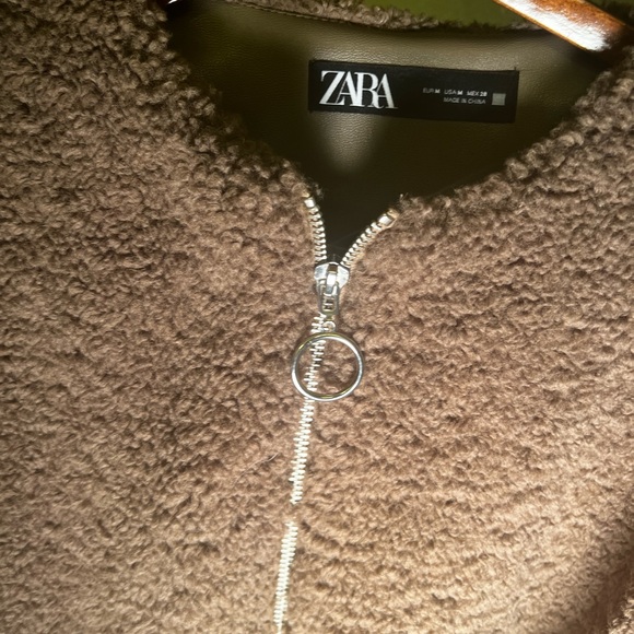 Zara Lined sweater Jacket 26”L Size Medium women’s 12-14 - Picture 1 of 10